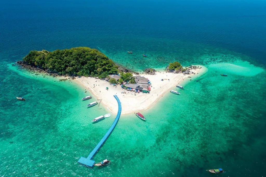 初级经济师多少分及格游戏画面